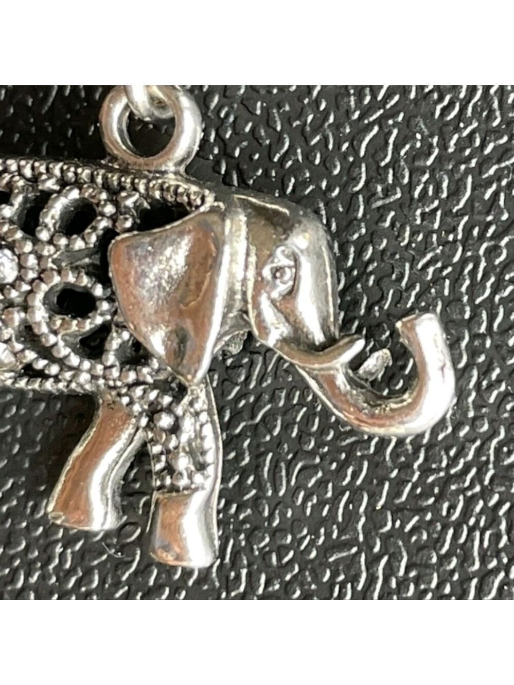 Silvertone Elephant Pendant Necklace Rhinestone - Picture 10 of 14
